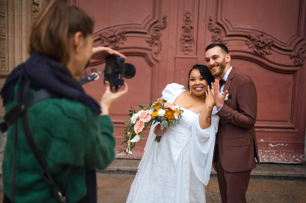 Photographe de mariage Beaujolais Bar à Paillettes